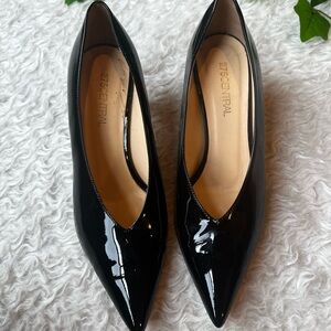 275 central black heels